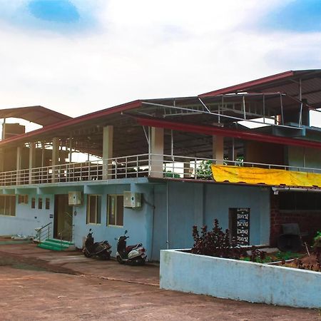 Sp Resort Panvel Chauk Extérieur photo