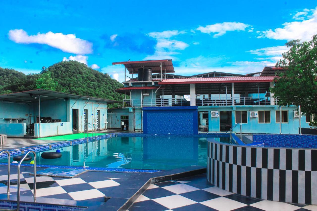 Sp Resort Panvel Chauk Extérieur photo